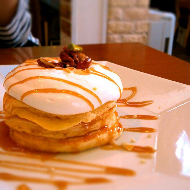 Cafe Gelateria Honeyb Retrip リトリップ
