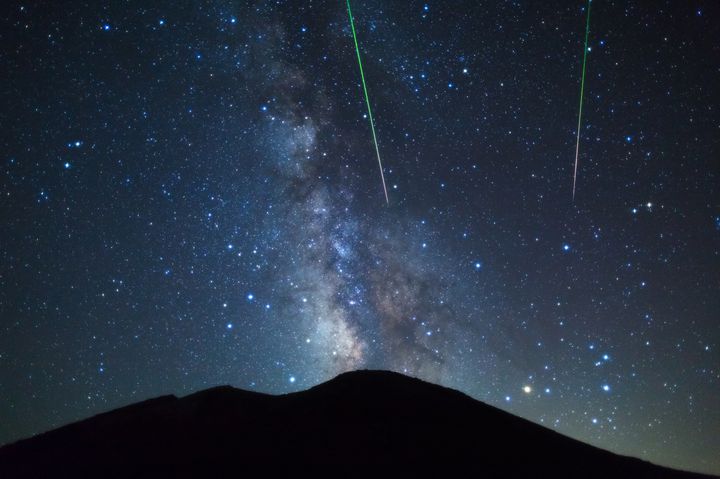 流れ星が瞬く素晴らしい夜。“2018年に見られる注目の流星群”まとめ