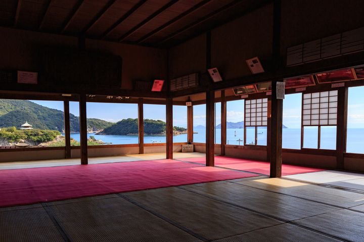 静かな港町にある絵のように美しいお寺！広島「対潮楼」へ行ってみたい