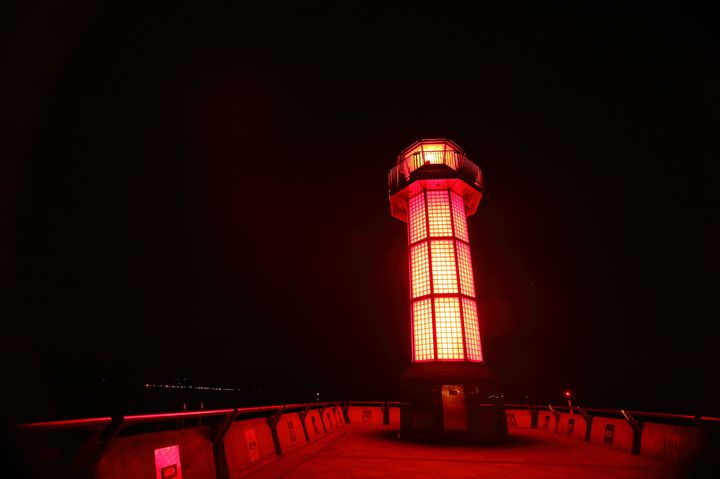 Sns映えする 赤い灯台 とは 高松港の せとしるべ に行ってみたい Retrip リトリップ