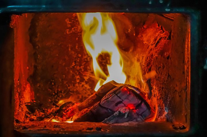 薪ストーブで心も体もポカポカに 寒い冬は下高井戸 煙突カフェ で温まろう Retrip リトリップ