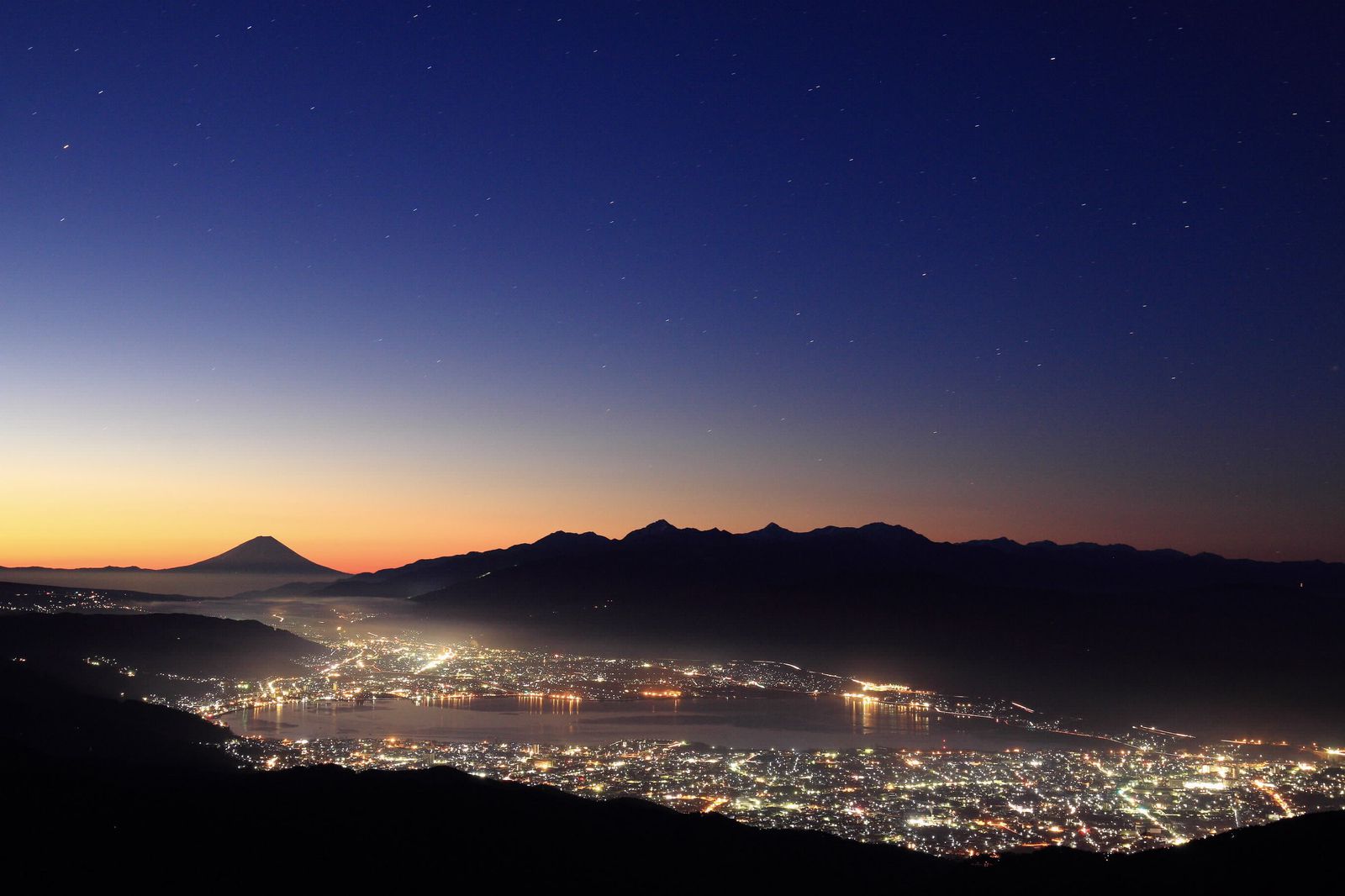 鮮やかに 心に響く 岡谷 の旅 Retrip リトリップ