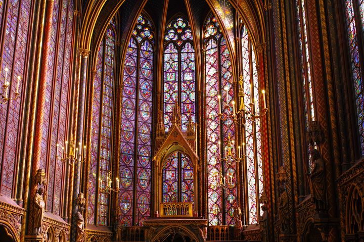 その美しさ、ロマンチックが止まらない。「那須ステンドグラス美術館