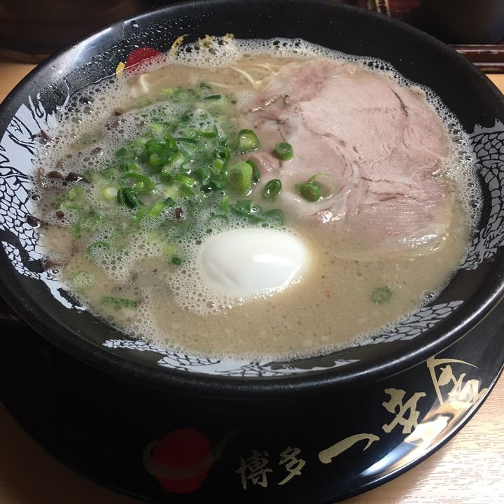 初めての福岡で絶対に食べたいラーメン店おすすめ7選 Retrip リトリップ