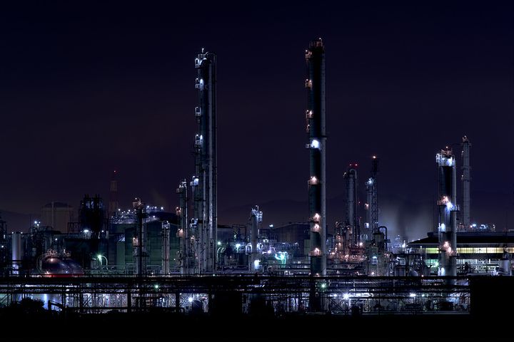 まるでsfの世界 工場マニア悶絶の 行ける工場夜景展 浅草橋で開催 Retrip リトリップ