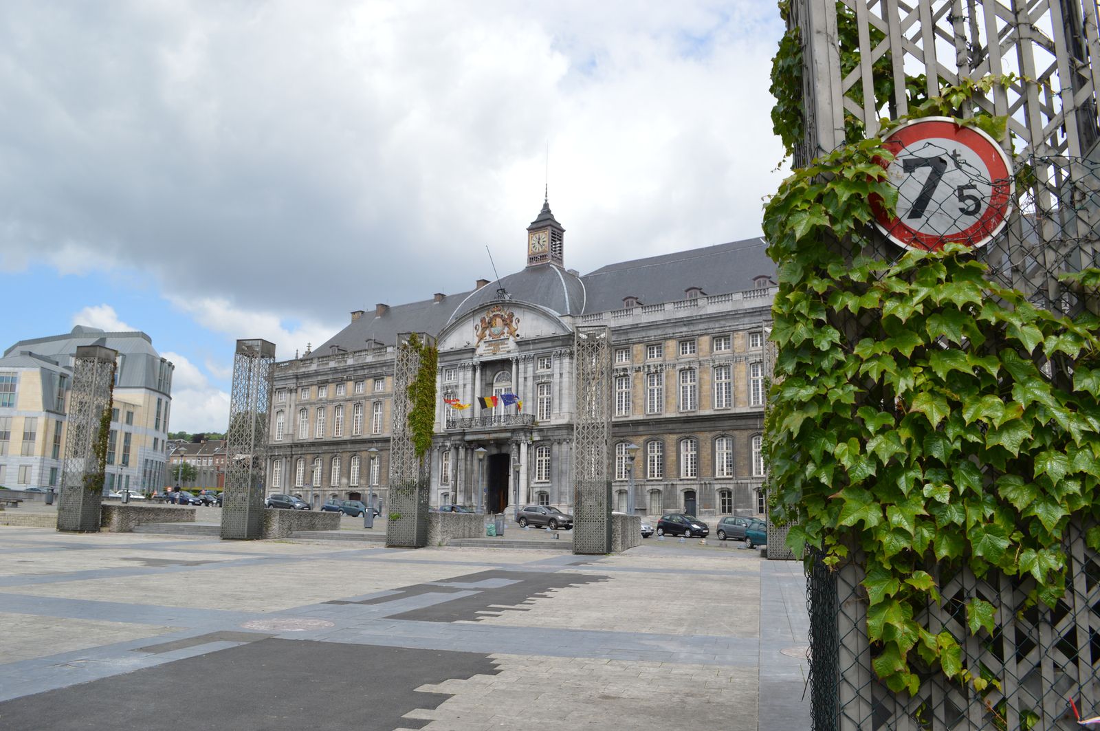 メイン画像 ワッフル本場の街 ベルギー リエージュのオススメの観光地7選 Retrip リトリップ