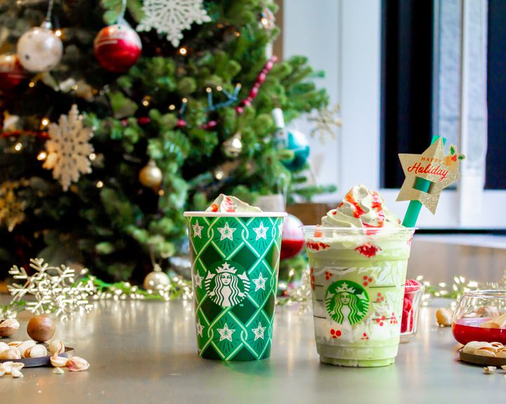 【終了】クリスマスツリーのような可愛さ！スタバから“ピスタチオ”の新作ビバレッジ登場
