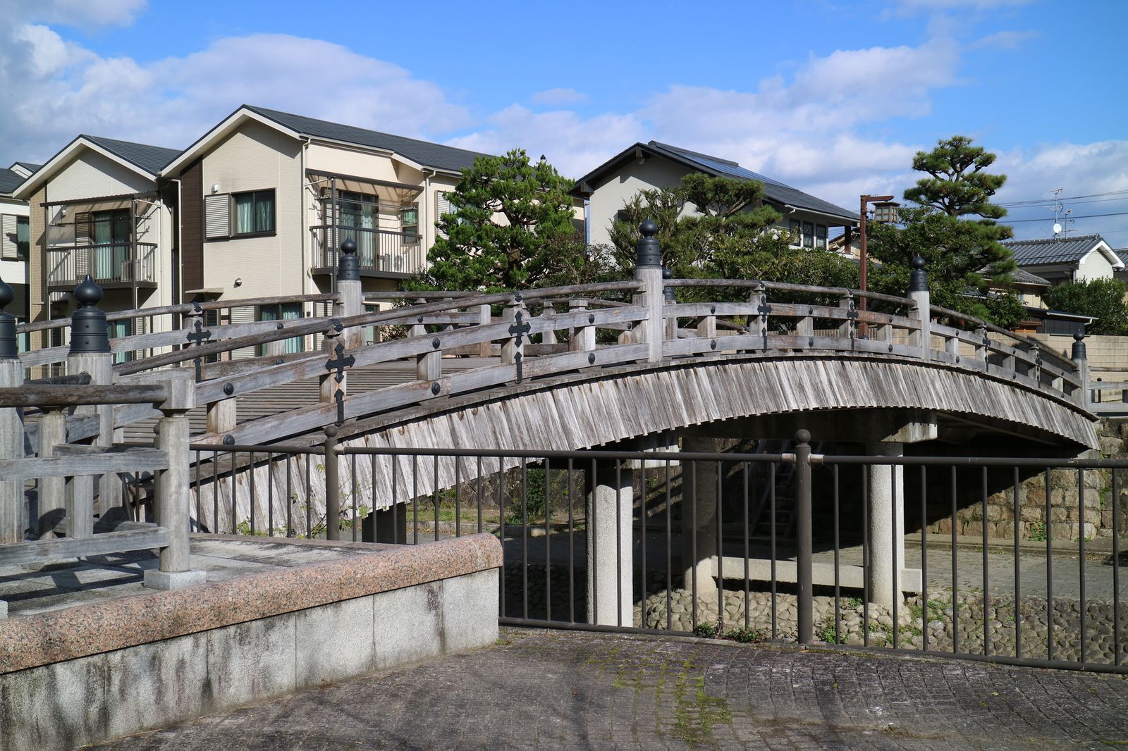 伏見であい橋 Retrip リトリップ