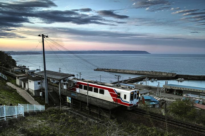 絶景の海景色で癒されたい 日本全国の 美しい海の見える 鉄道路線10選 Retrip リトリップ