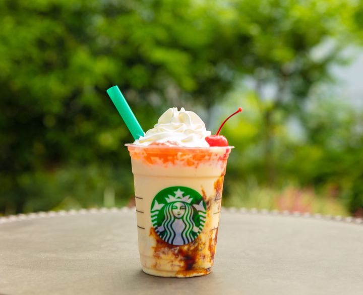 【終了】昔懐かしいデザート感！「プリン アラモード フラペチーノ®」飲んでみた