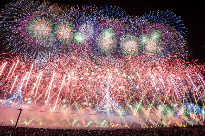 メイン画像 花火をより楽しむために 大仙市の花火について知っておくべき情報まとめ Retrip リトリップ