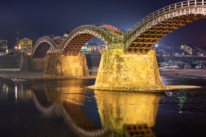 終了 日本三大奇矯の一つ 山口県の 錦帯橋 にて幻想的なライトアップ開催 Retrip リトリップ