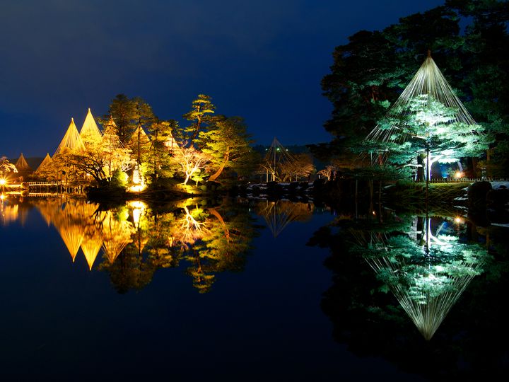 日本が誇る 美しき秋 金沢 兼六園 の紅葉が今年も美しすぎると話題に Retrip リトリップ