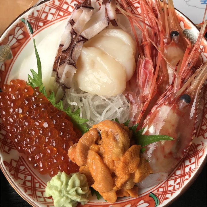 絶品のウニ ほっけ 礼文島で絶対食べたいおすすめランチ7選 Retrip リトリップ