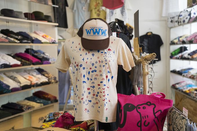 沖縄で手に入る南国tシャツがお土産にぴったり Retrip リトリップ