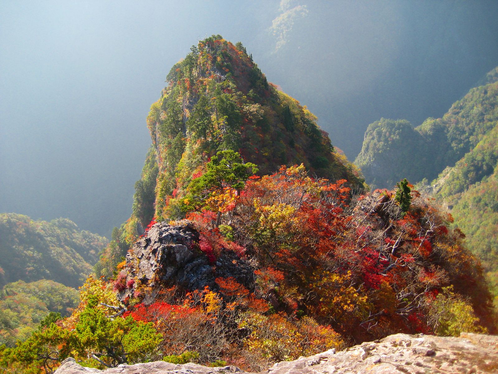 初心者にもおすすめできる関西地方のハイキング 登山スポットランキングtop15 Retrip リトリップ