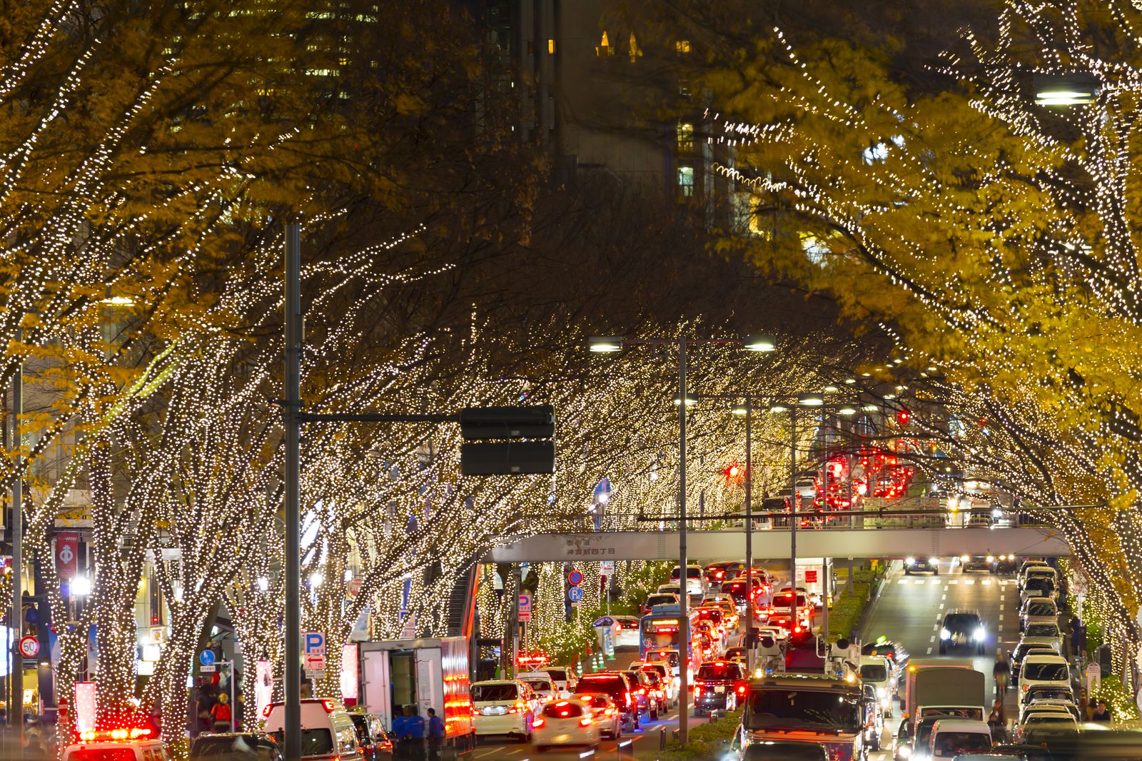 関西 クリスマス デートスポット 出会い系アプリ