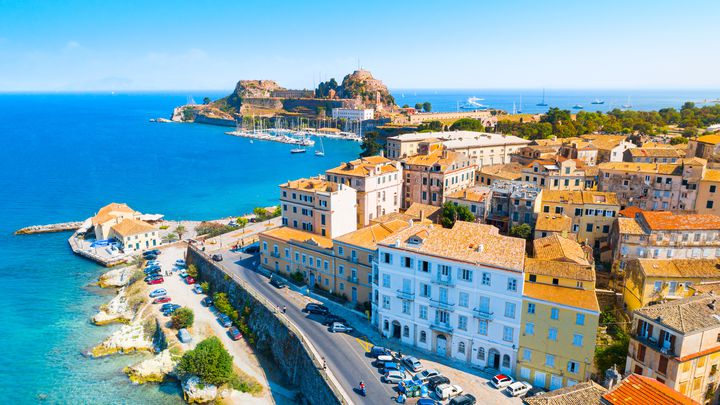 ギリシャ人が住みたい島堂々の1位！「コルフ島」地中海の高級リゾート