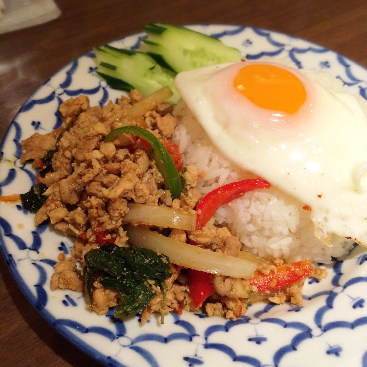 新宿 デート ご飯 学生 デート