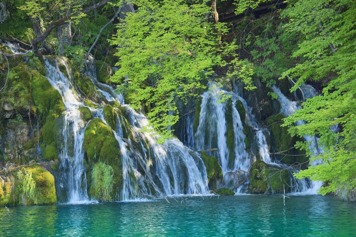 世界で最も美しい滝がある プリトヴィツェ湖群国立公園 は秋の紅葉シーズンが穴場 Retrip リトリップ
