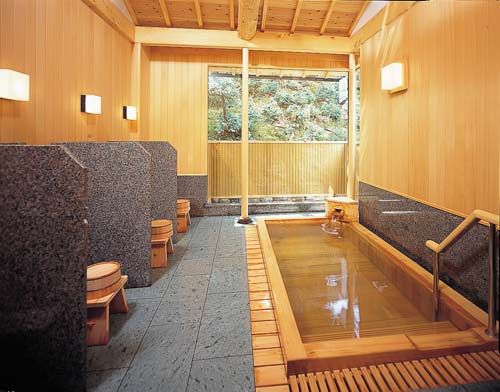 京都観光した後はこちらの温泉に浸かって行きたいですね。