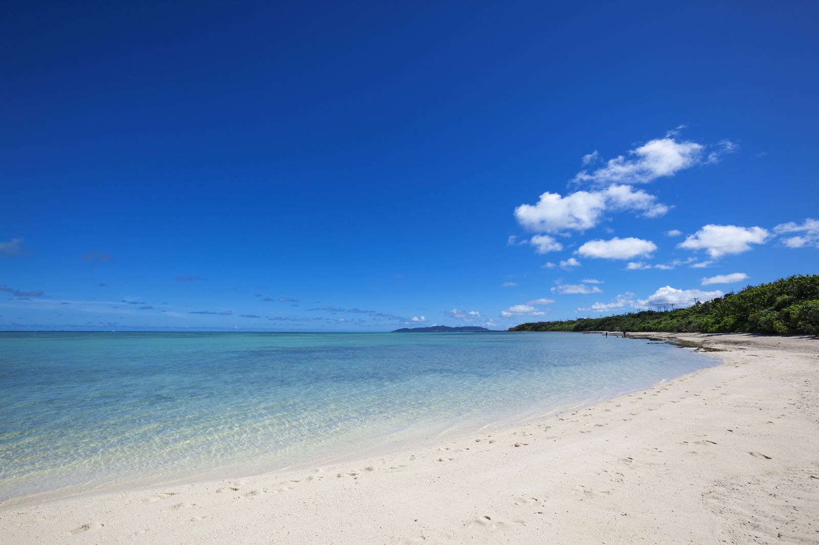 全部沖縄のせいだ 本当に美しい沖縄の極上ビーチ9選 Retrip リトリップ