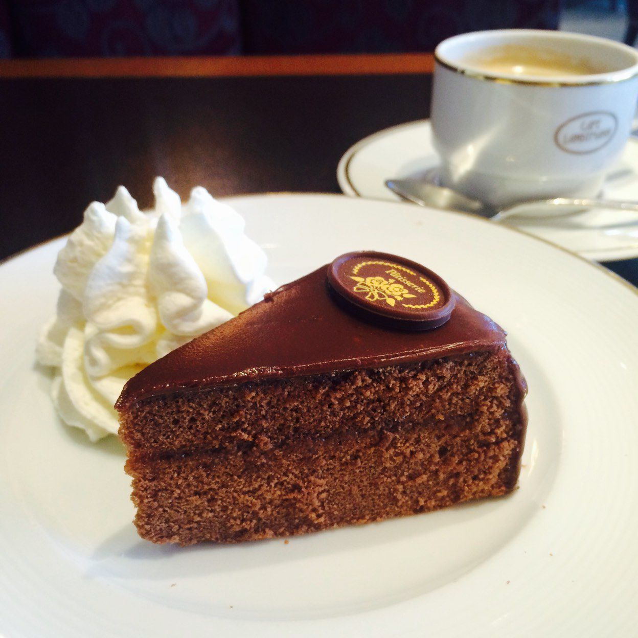 チョコレートケーキの王様 濃厚 ザッハトルテ を味わえる東京周辺の名店5選 Retrip リトリップ