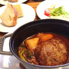 ランチからディナーコースまで 天神で女子会におすすめのカフェ５選 Retrip リトリップ