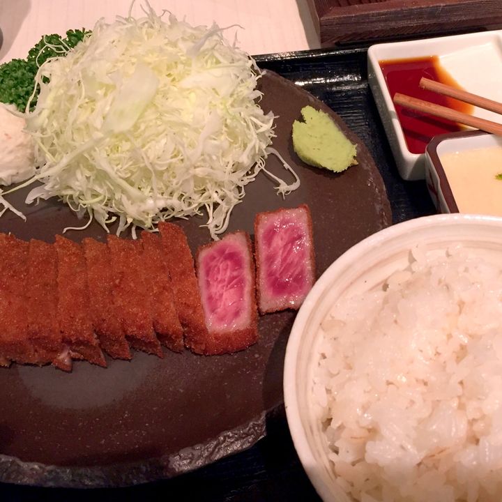 まだ もと村 並んでるの 浅草 牛かつ の牛かつが絶品と話題沸騰中 Retrip リトリップ