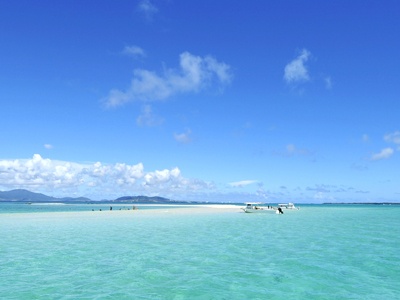 海外行くより沖縄でしょ 海の作り出す奇跡 幻の島 はこの世の天国だった Retrip リトリップ