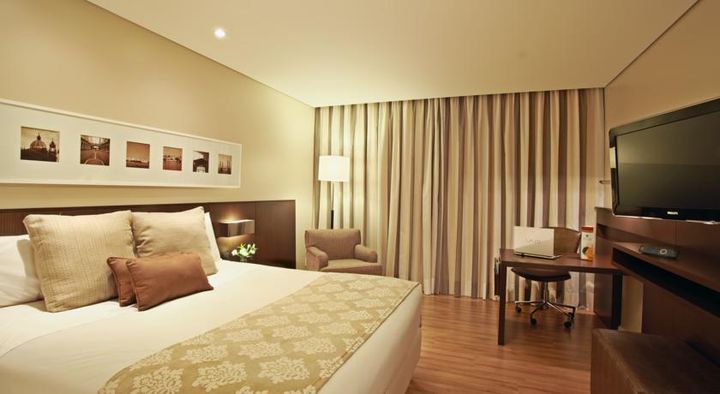 Hotel Deville Prime Porto Alegre