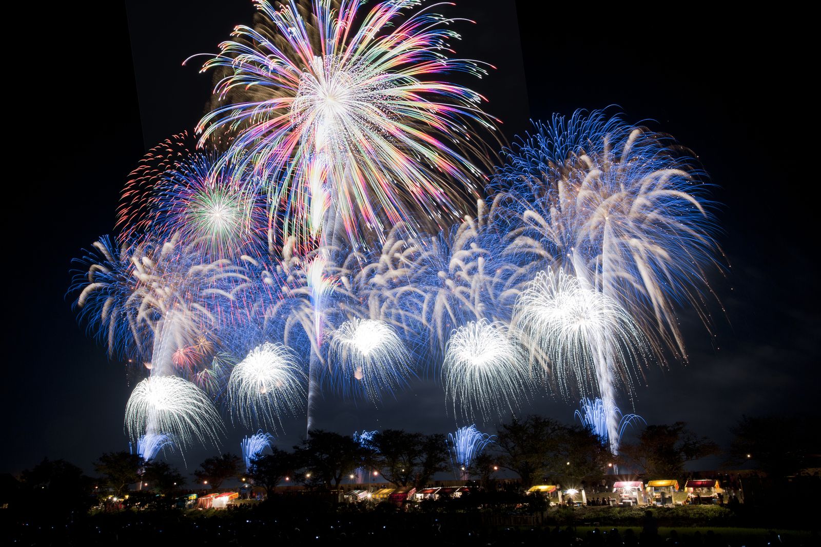 メイン画像 16年版 今年も待ちきれない 首都圏の花火大会スケジュールまとめ Retrip リトリップ