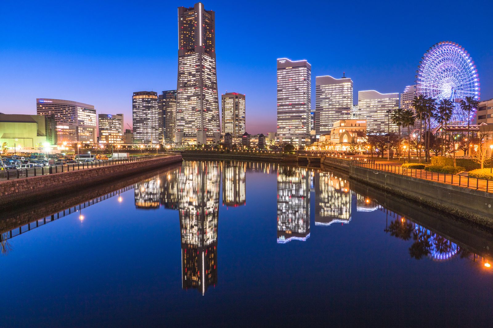 横浜 デート 夜景スポット