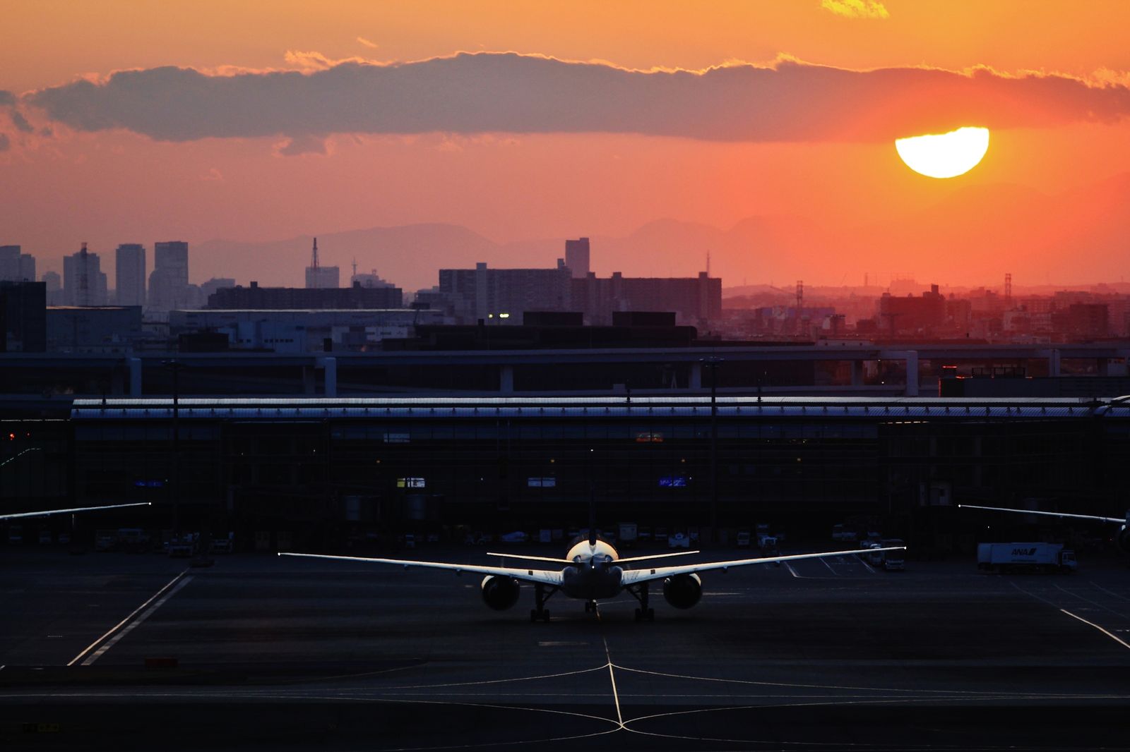 意外と一日中楽しめちゃう 話題の 羽田空港 を遊びつくそう Retrip リトリップ