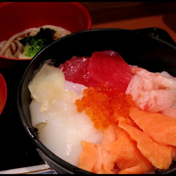 ランチ限定 東京都内で 絶品海鮮丼 が ほぼワンコイン で食べられるお店8選 Retrip リトリップ