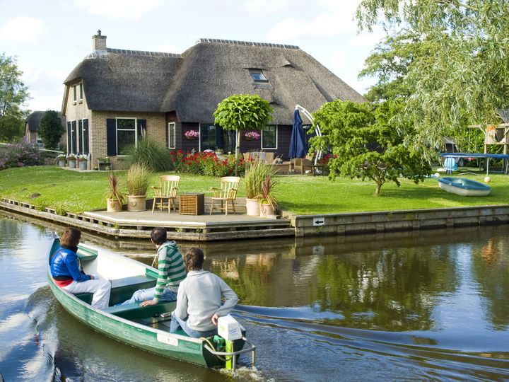 世界一メルヘンチックな村 水路だけの村 ヒートホールン の魅力とは Retrip リトリップ 世界一メルヘンチックな村 水路だけの村 ヒートホールン の魅力とは Retrip リトリップ