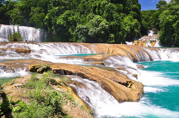 人々を魅了する美しい滝 アグア アスールの滝 が美しい Retrip リトリップ