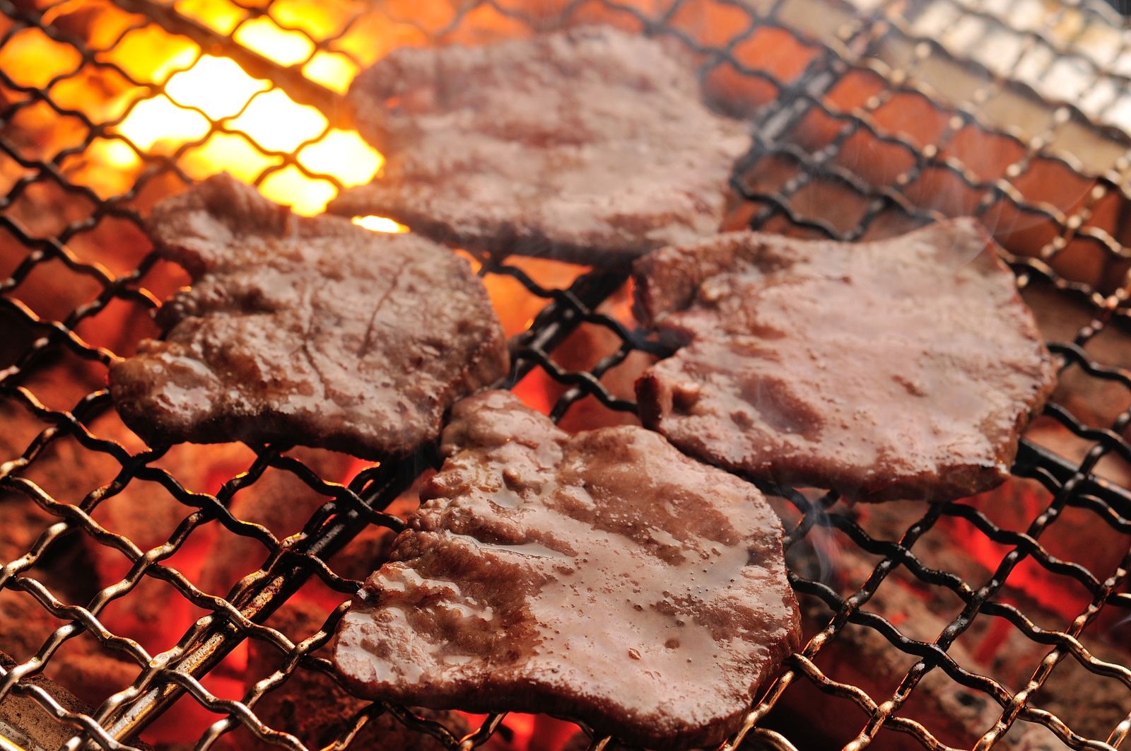 タン好きを絶対うならせる 究極の タン が食べられる東京都内の焼肉屋5選 Retrip リトリップ