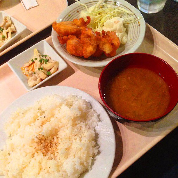 どれだけ食べても100円 東京都内にある夢の 唐揚げ食べ放題 6選 Retrip リトリップ