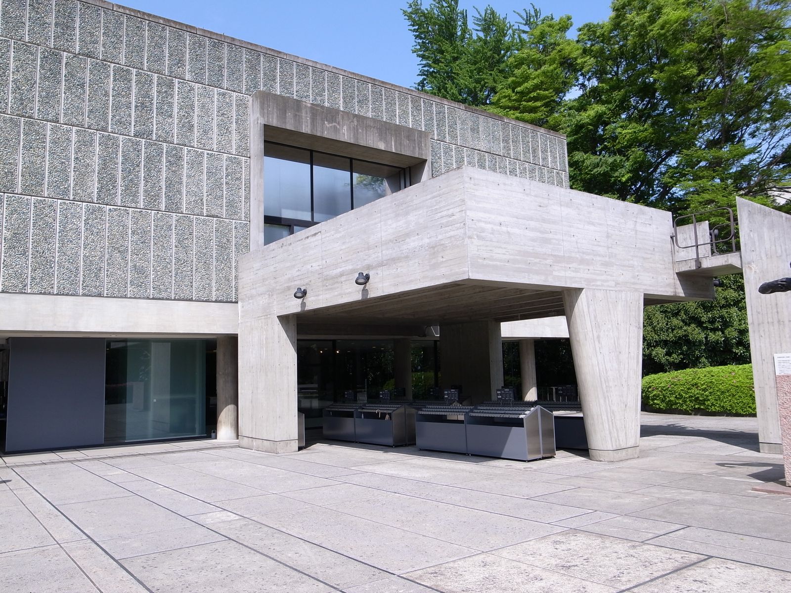 一見すると普通の建物？国立西洋美術館が世界文化遺産に登録された理由 
