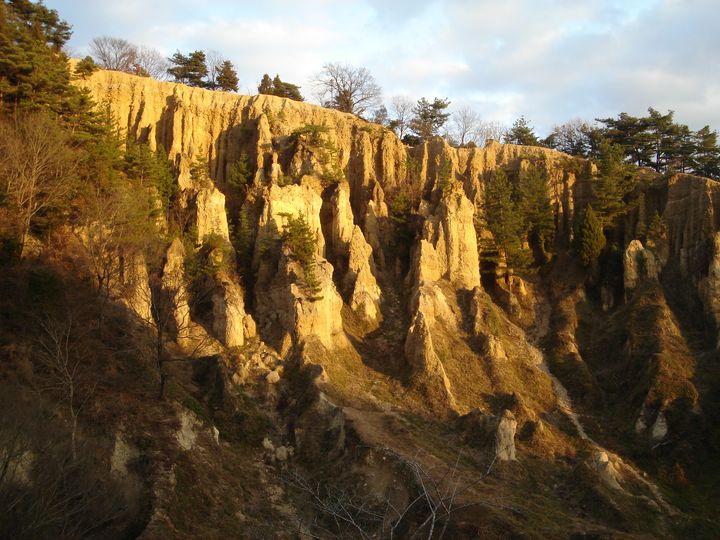 世界三大奇勝にも選ばれた！徳島の「阿波の土柱」ってどんなところ？