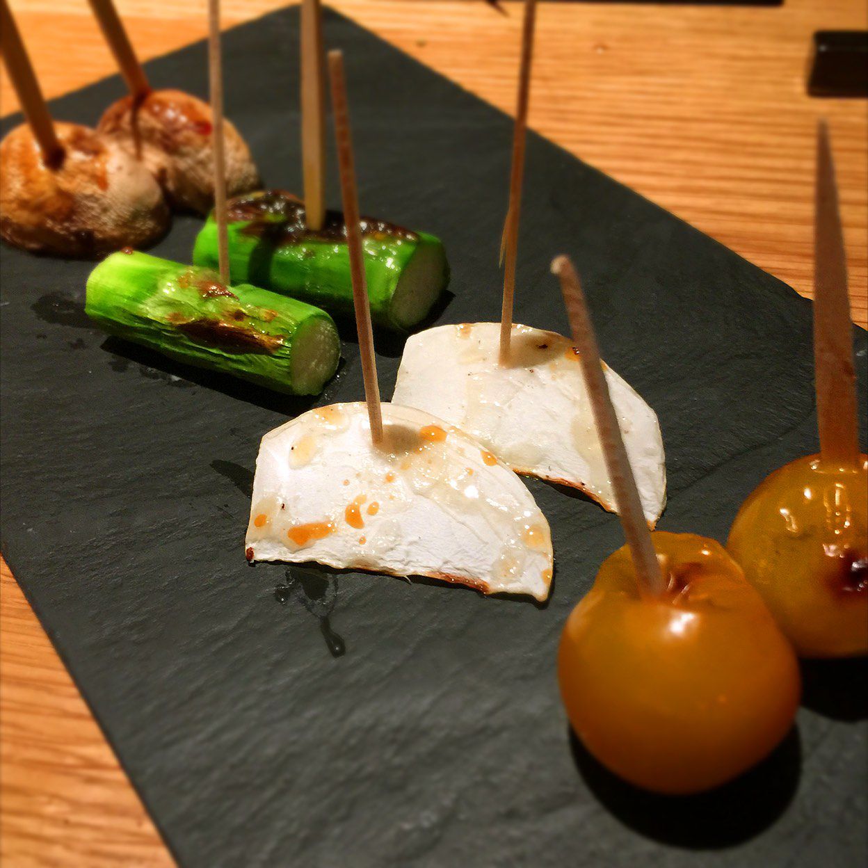 今夜はここで乾杯 東京都内の絶品焼き鳥が食べられるお店7選をご紹介 Retrip リトリップ