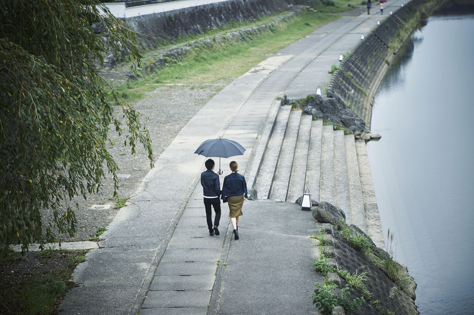 近畿 デート 雨 二 回目 デート 場所