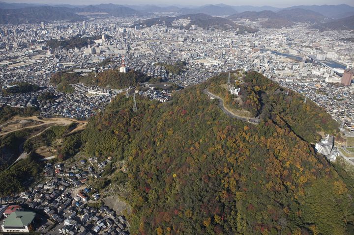 黄金富士」と呼ばれている黄金山の魅力に迫る！ | RETRIP[リトリップ]