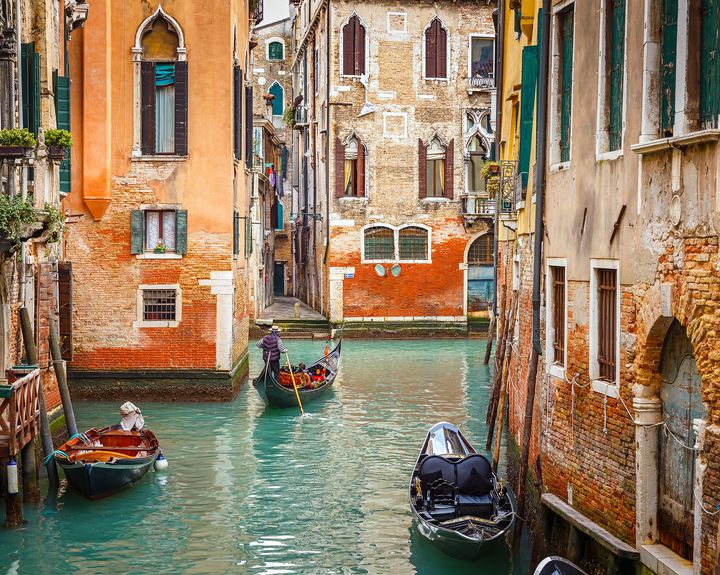 ゴンドラだけではもったいない！水の都ベネチアで見逃せない観光スポット7選