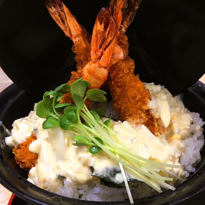 TV番組の取材殺到！岡山の知られざる名店、梶屋の『えび丼』に注目