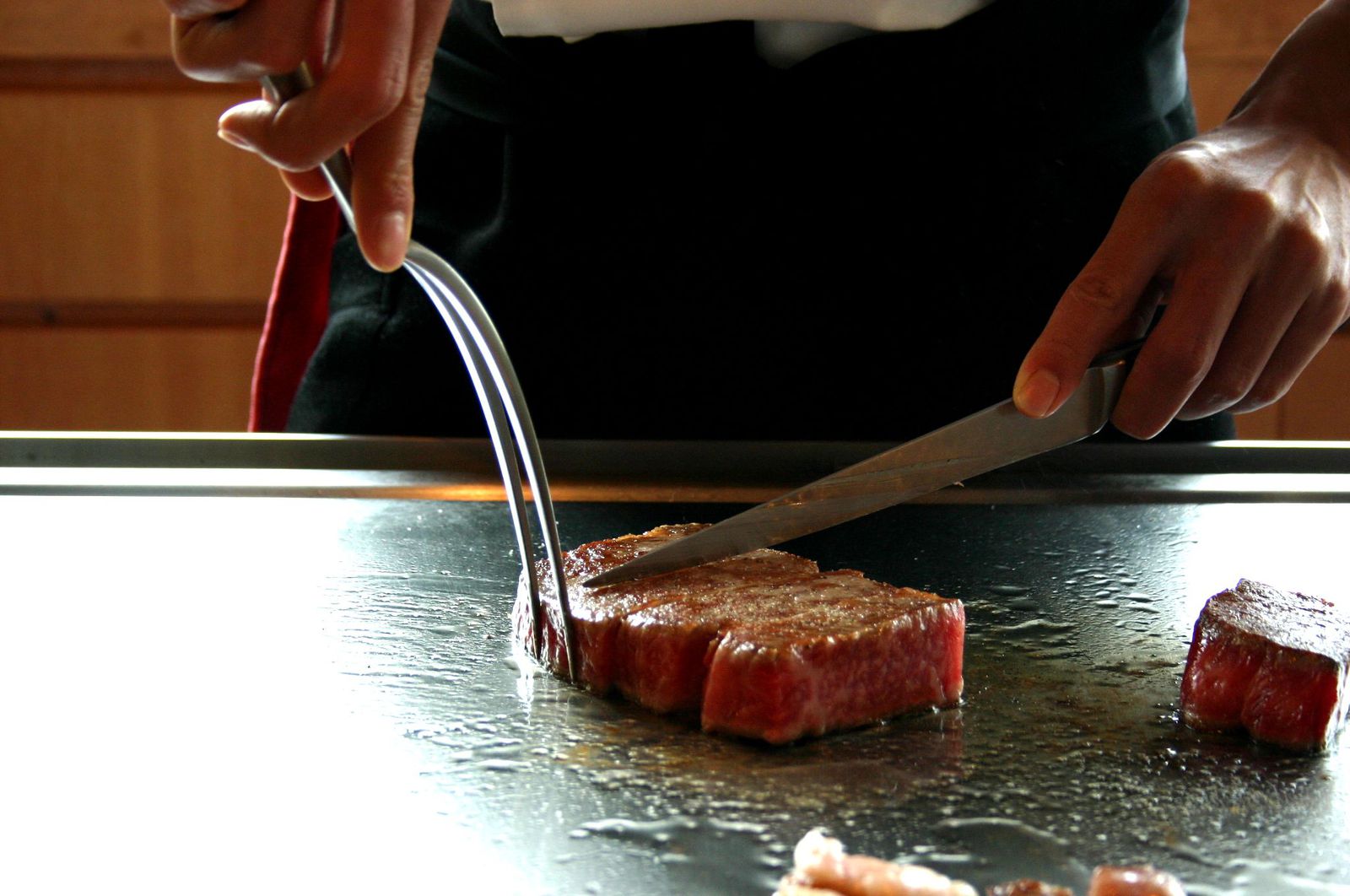 メイン画像 たまにはこんなデートもいかが カウンター席で楽しみたい銀座の鉄板焼の名店7選 Retrip リトリップ