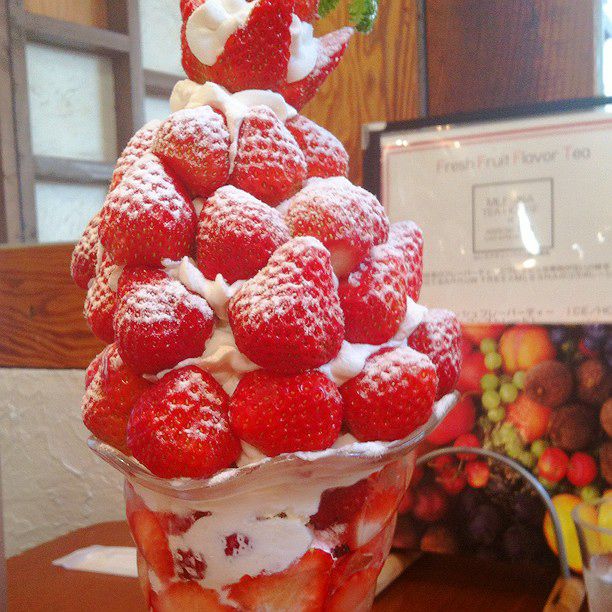 春しか出会えない いちごタワー 兵庫の あまおうキング がとにかくヤバすぎる Retrip リトリップ