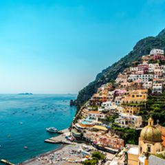 その絶景に心奪われる。覚えておきたい、憧れの「地中海リゾート