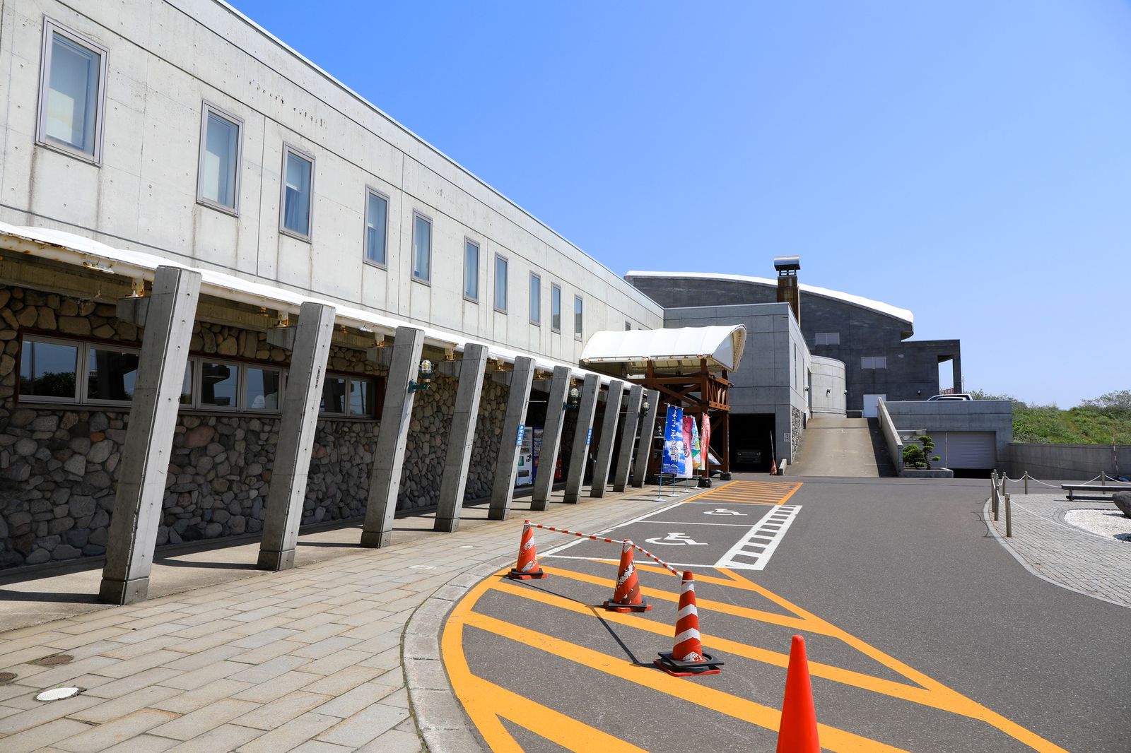 道 の 駅 風 w と ま まえ